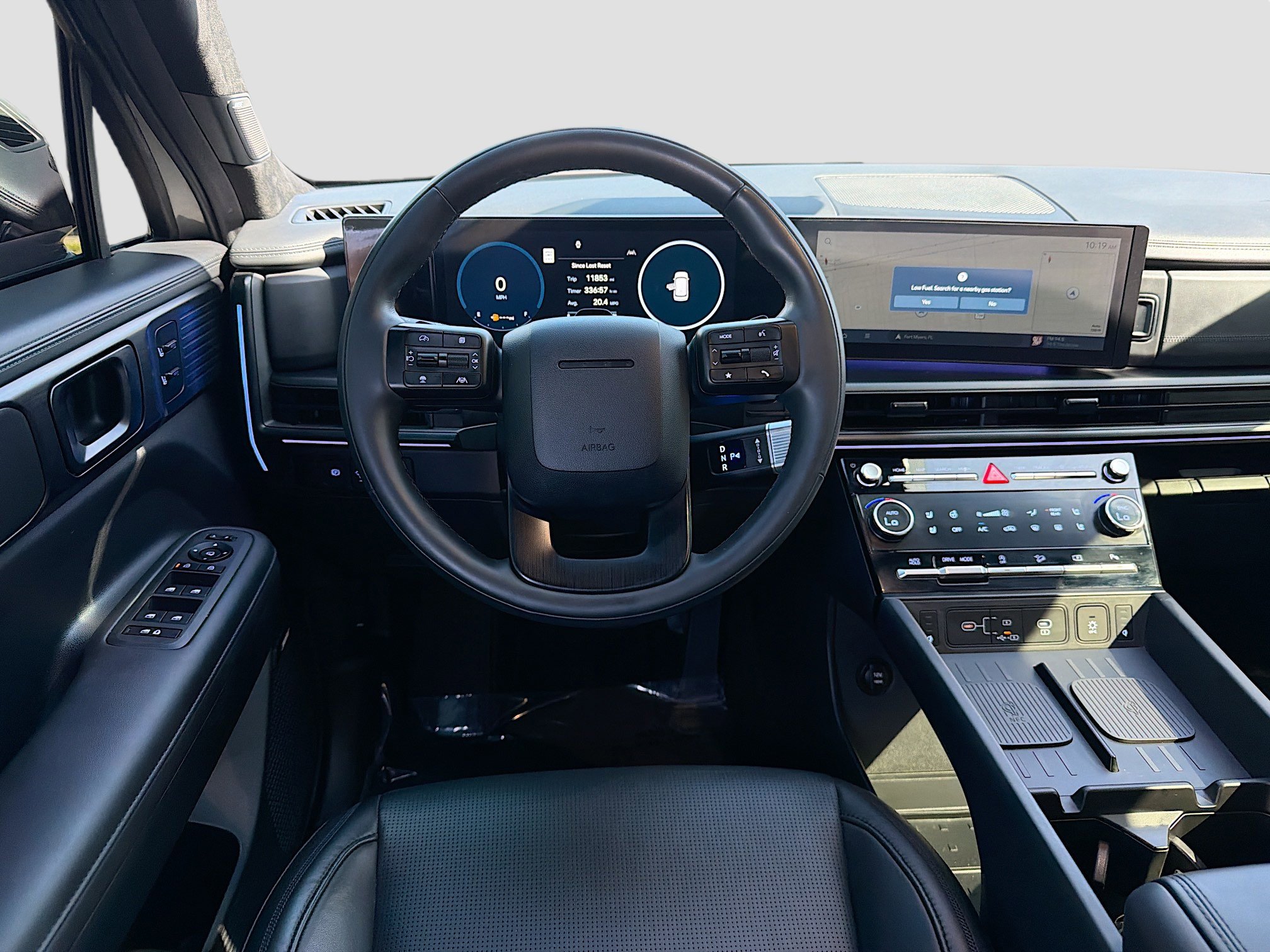 Used 2025 Hyundai Santa Fe Calligraphy image 18