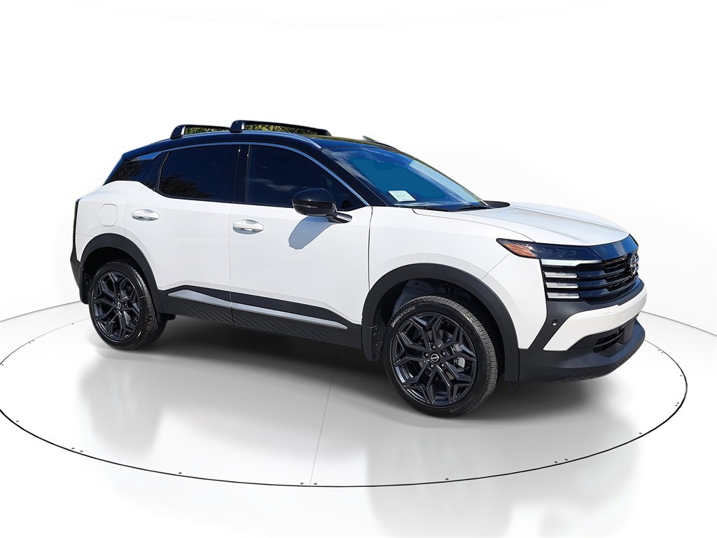 New 2026 Nissan Kicks SR w/ Illumination Package image 2