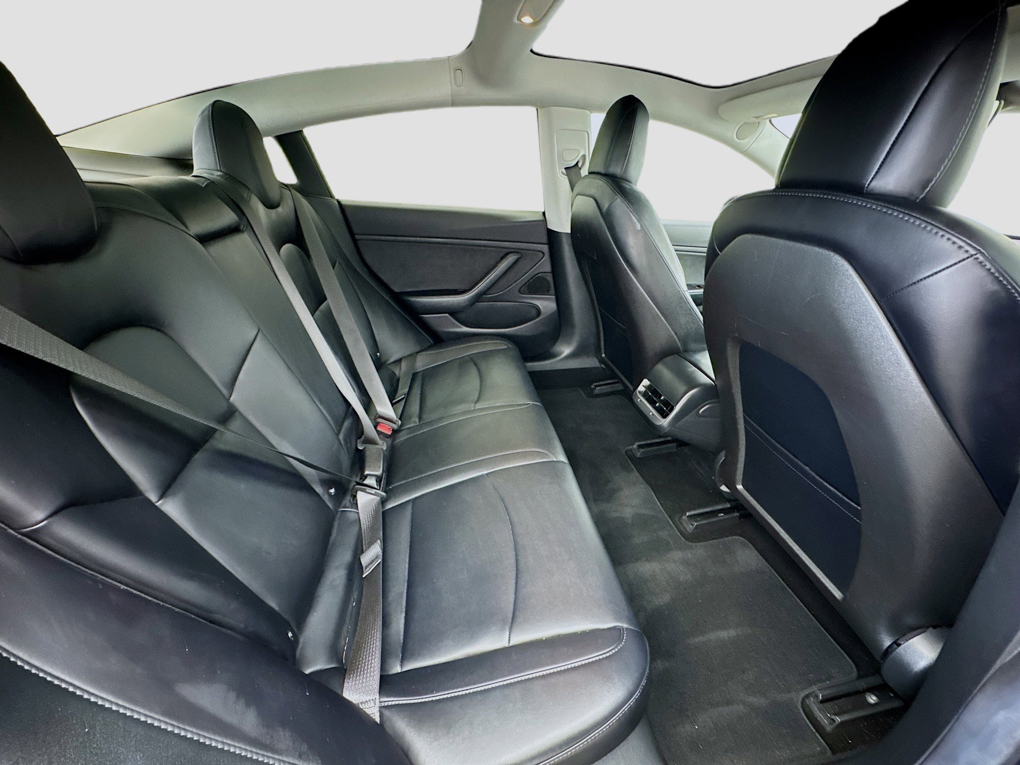 Used 2018 Tesla Model 3 Long Range image 19