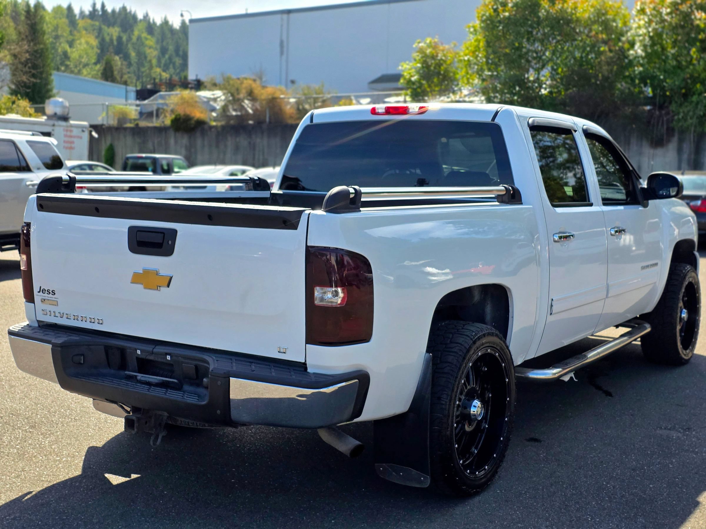 Used 2011 Chevrolet Silverado 1500 LT AWD/4WD image 8
