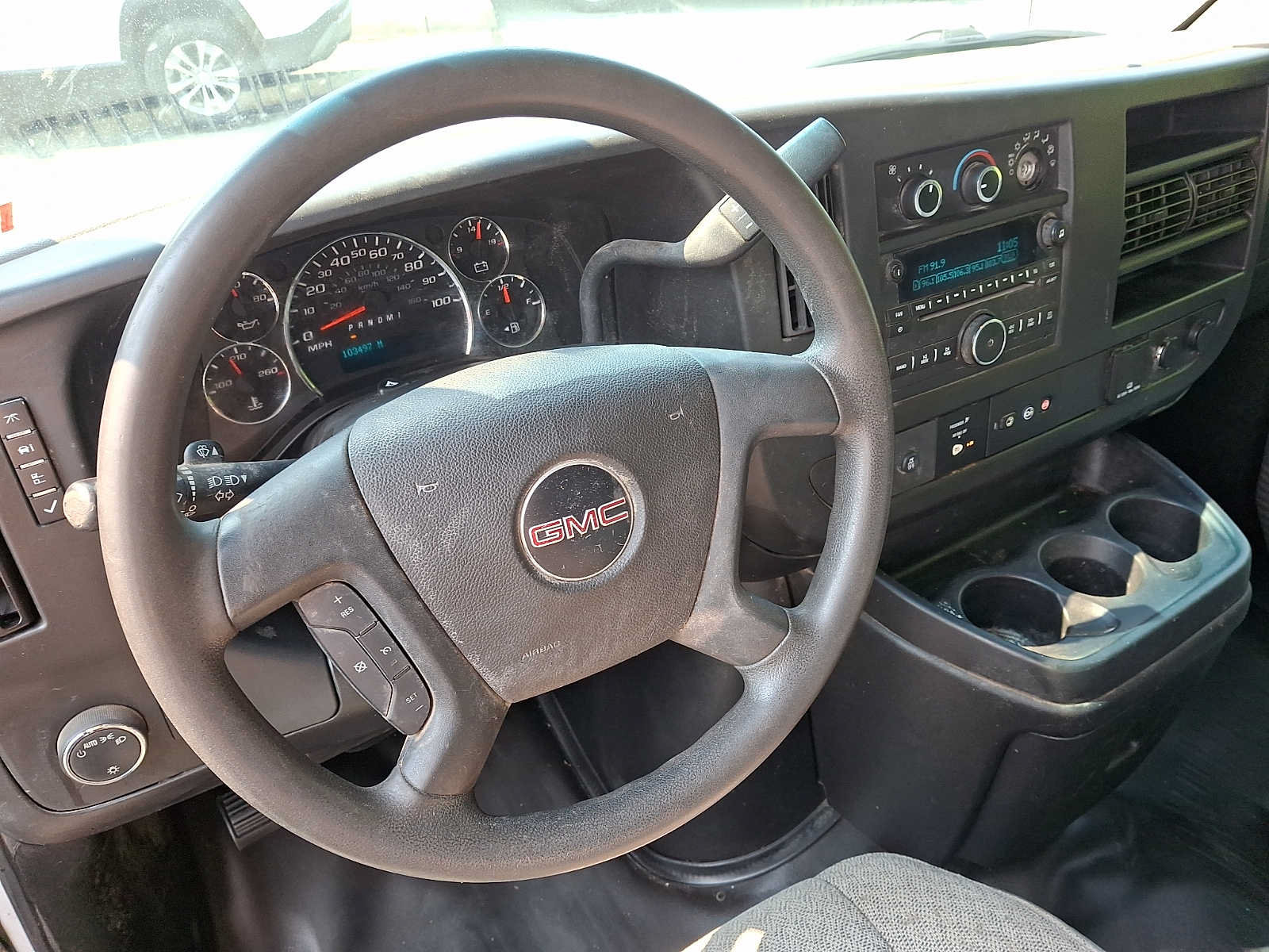 Used 2018 GMC Savana 3500 w/ Power Convenience Package RWD image 11