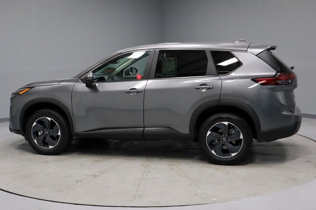 Certified 2024 Nissan Rogue SV image 9