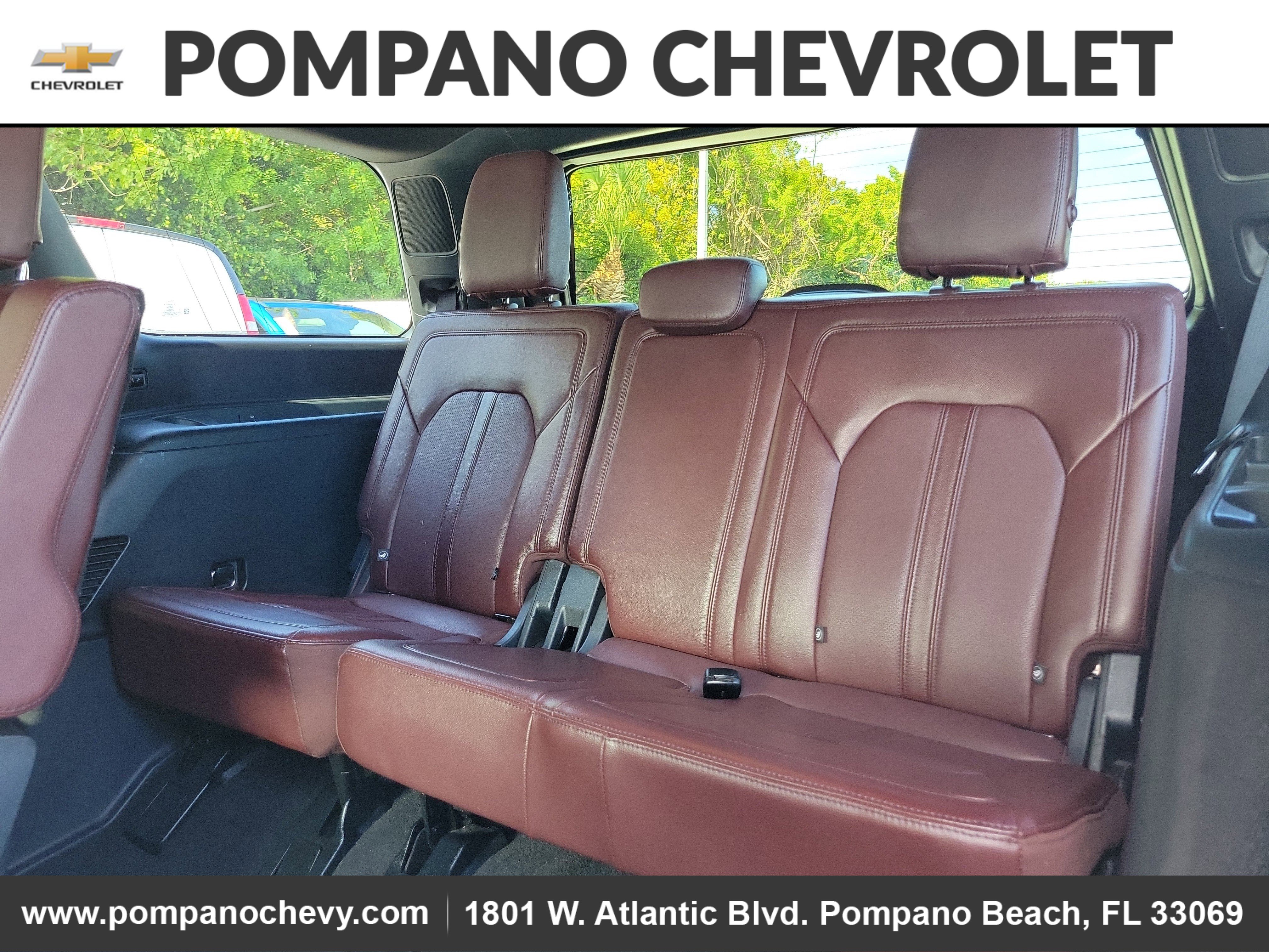 Used 2023 Ford Expedition Limited image 11