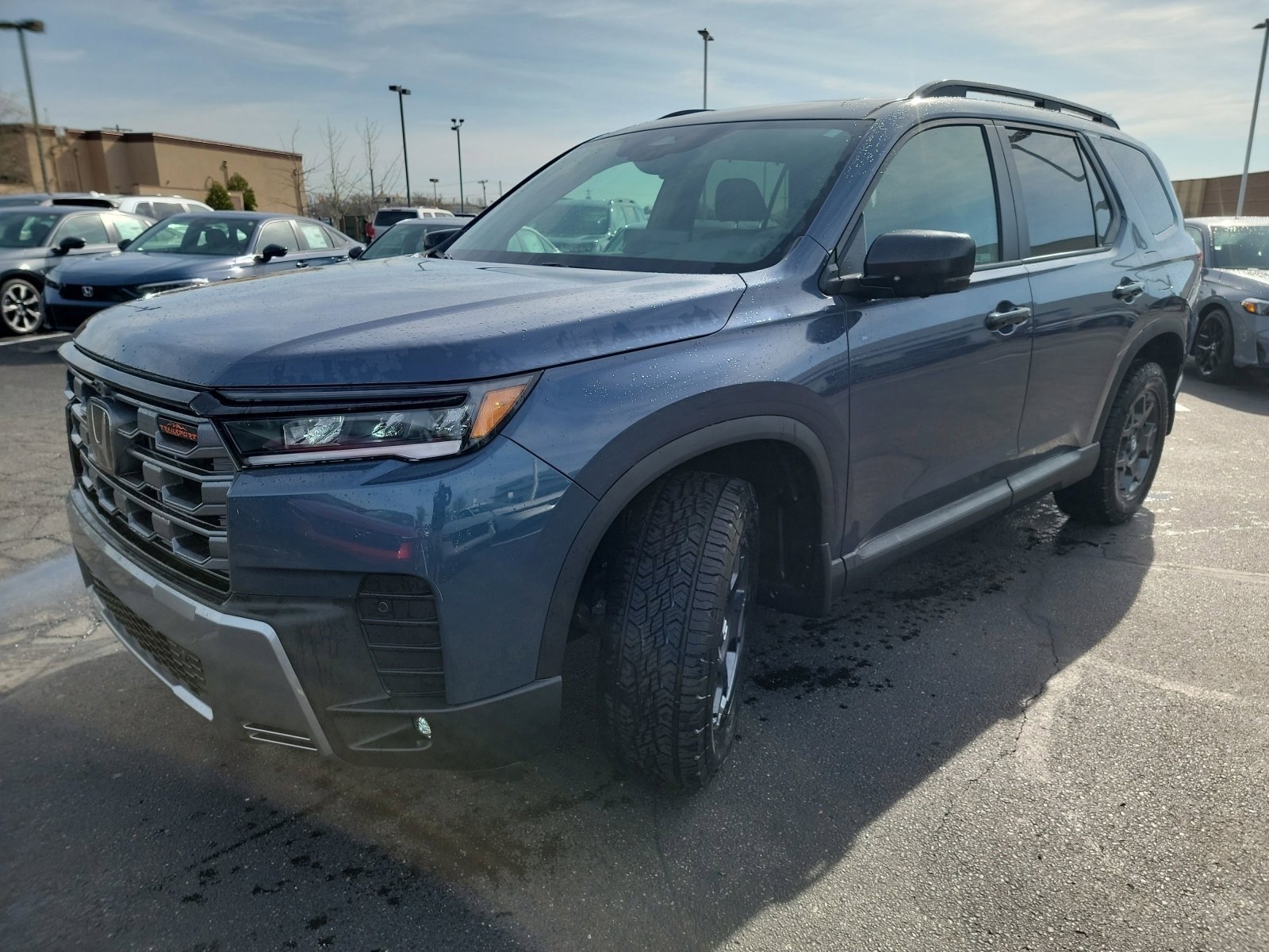 New 2026 Honda Pilot TrailSport image 3