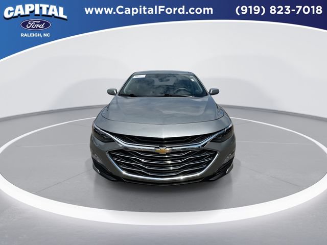 Used 2024 Chevrolet Malibu LT FWD image 3