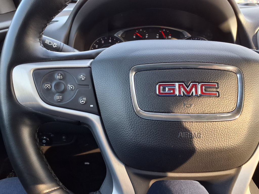 Used 2024 GMC Terrain SLT AWD/4WD image 25