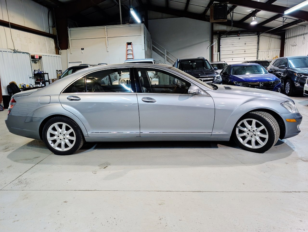Used 2008 Mercedes-Benz S 550 4MATIC image 11