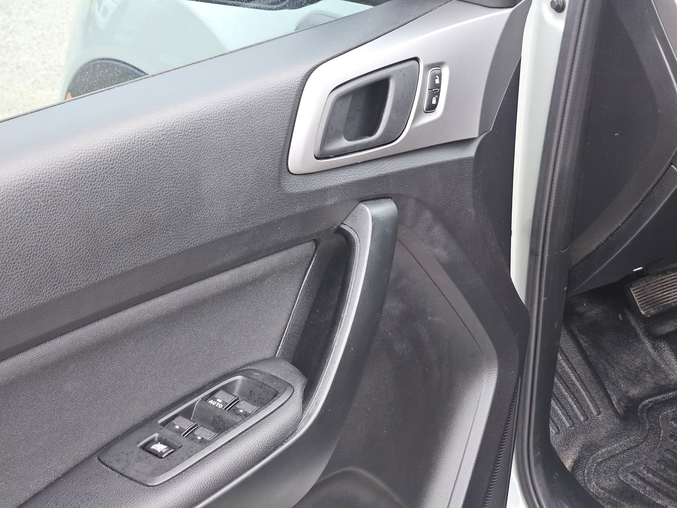 Used 2021 Ford Ranger XL w/ FX4 Off-Road Package image 12