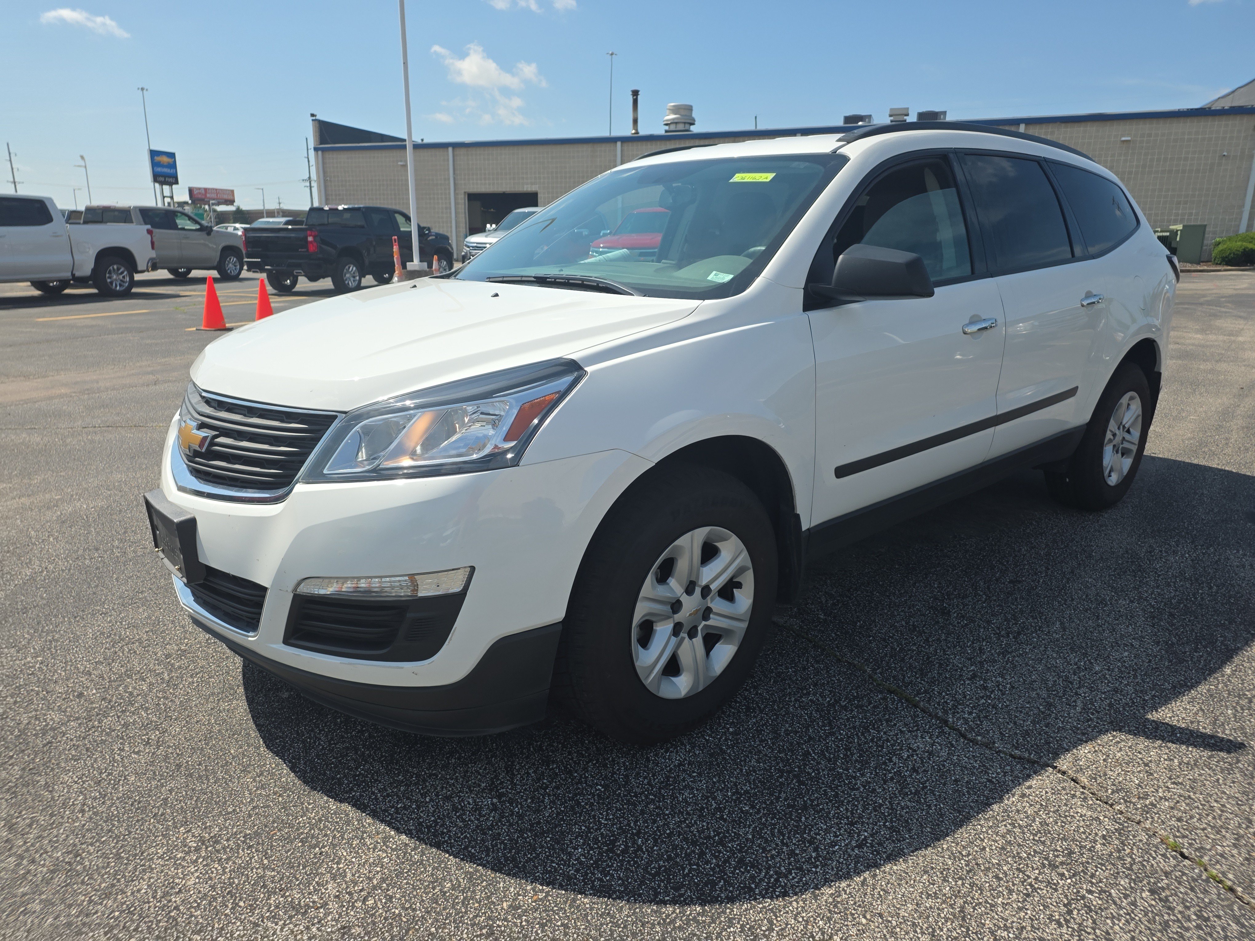 Used 2017 Chevrolet Traverse LS FWD image 7