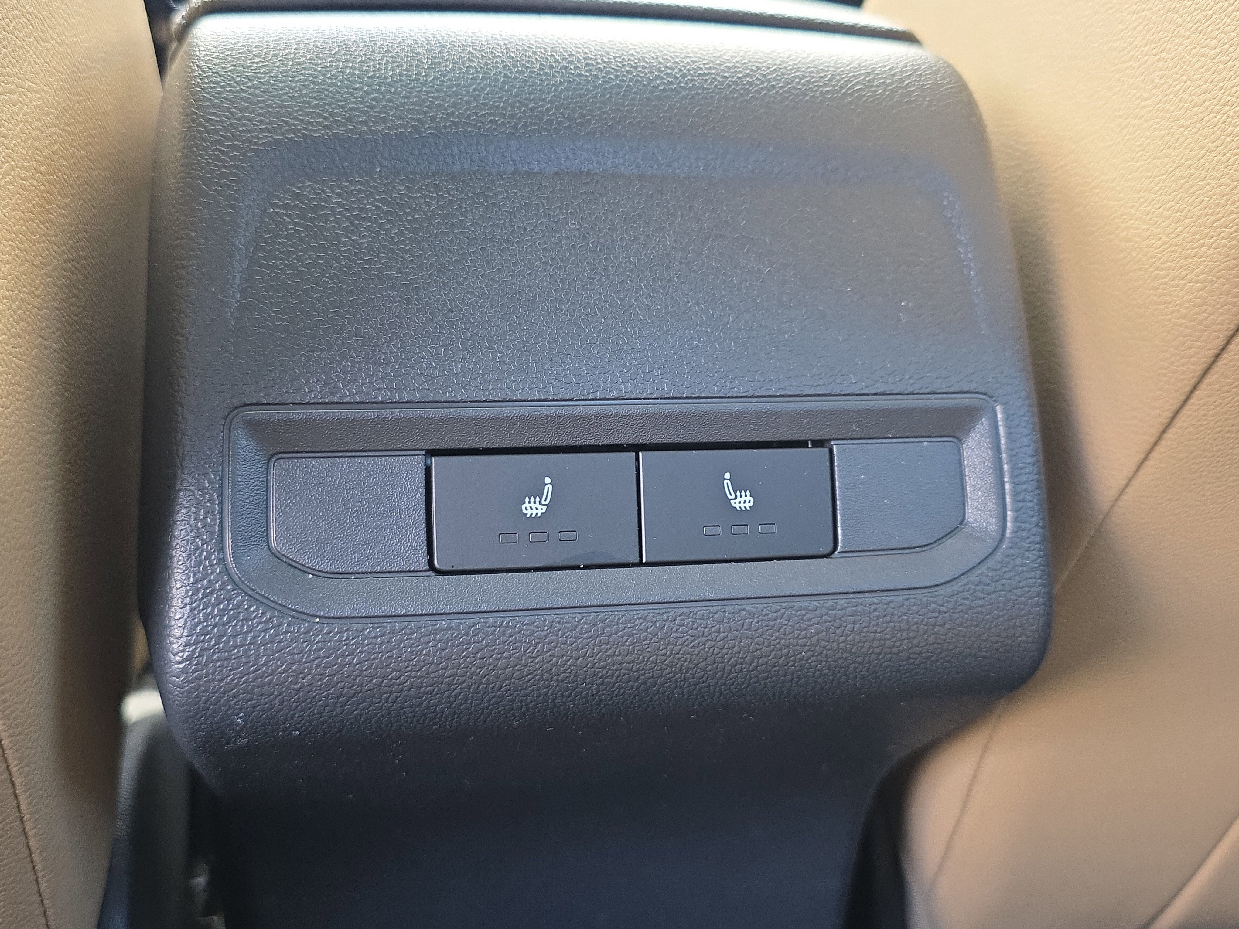 Used 2021 Volkswagen Jetta SE w/ SE Cold Weather Package image 17