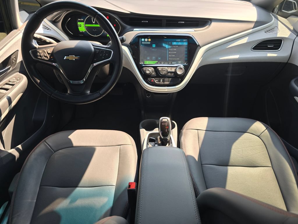 Used 2020 Chevrolet Bolt Premier w/ Infotainment Package FWD image 18