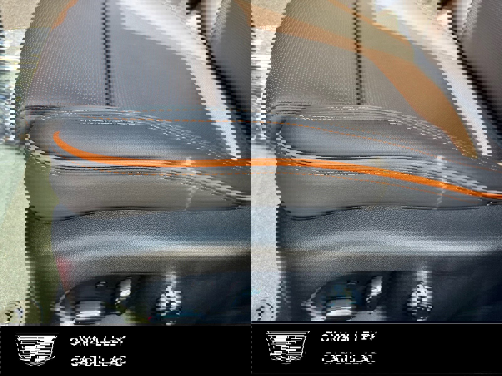 New 2026 Cadillac CT4 V w/ Technology Package AWD/4WD image 18