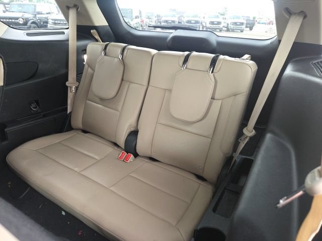 Used 2020 Ford Explorer Limited w/ Class III Trailer Tow Package RWD image 17