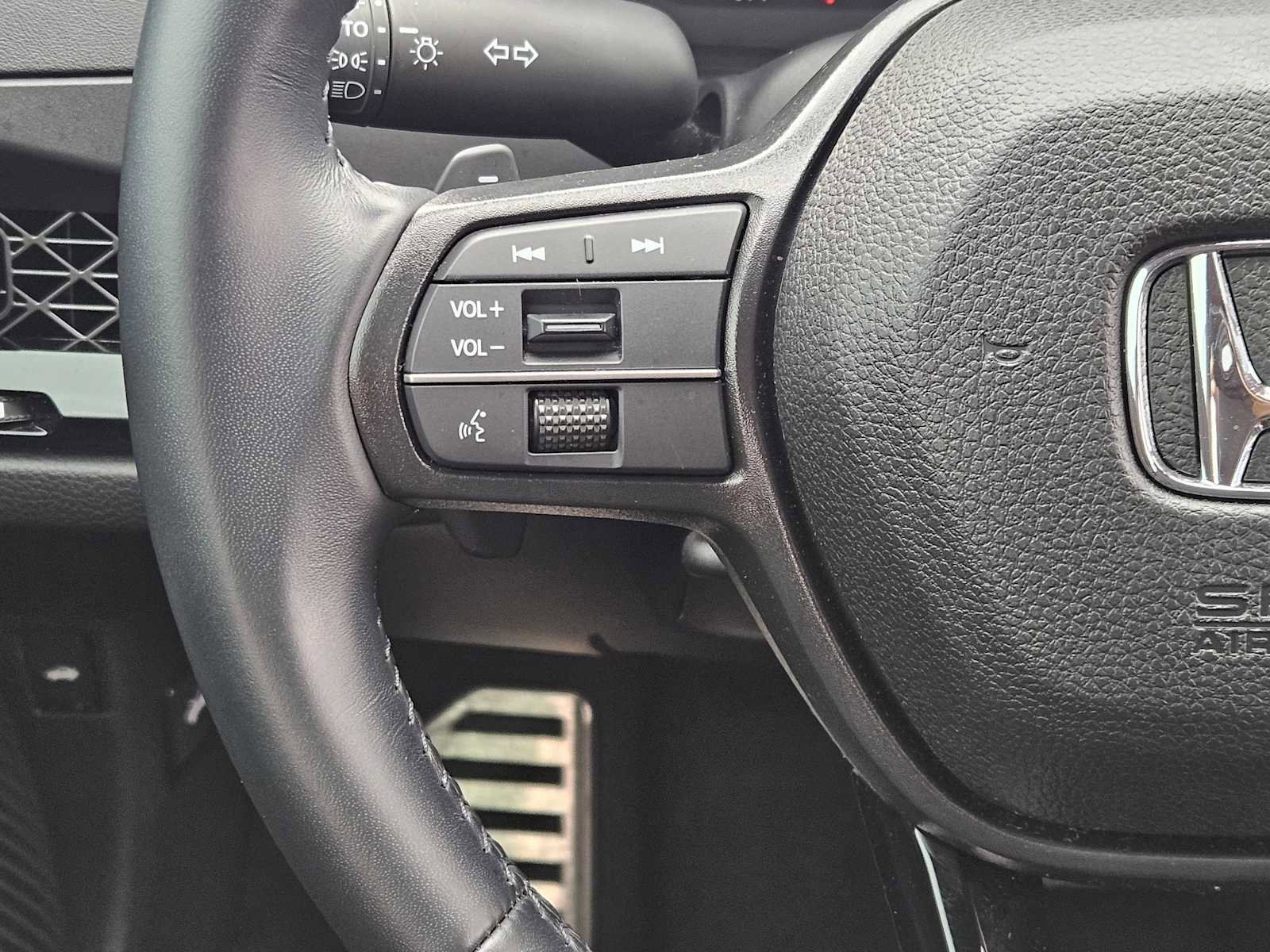 Used 2024 Honda Accord Sport image 25