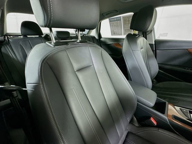 Used 2023 Audi A4 2.0T Premium w/ Convenience Package image 28