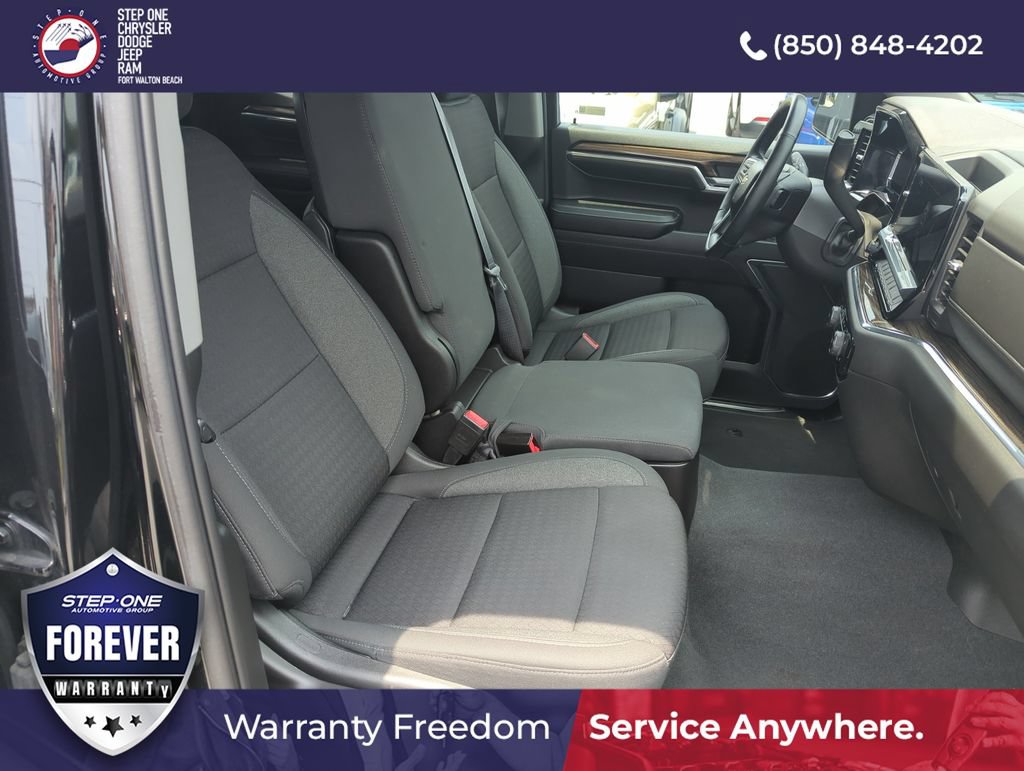 Used 2023 Chevrolet Silverado 1500 LT AWD/4WD image 33