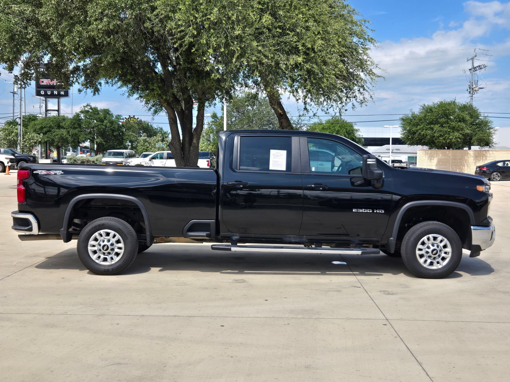 Certified 2025 Chevrolet Silverado 2500 LT w/ Convenience Package AWD/4WD image 8