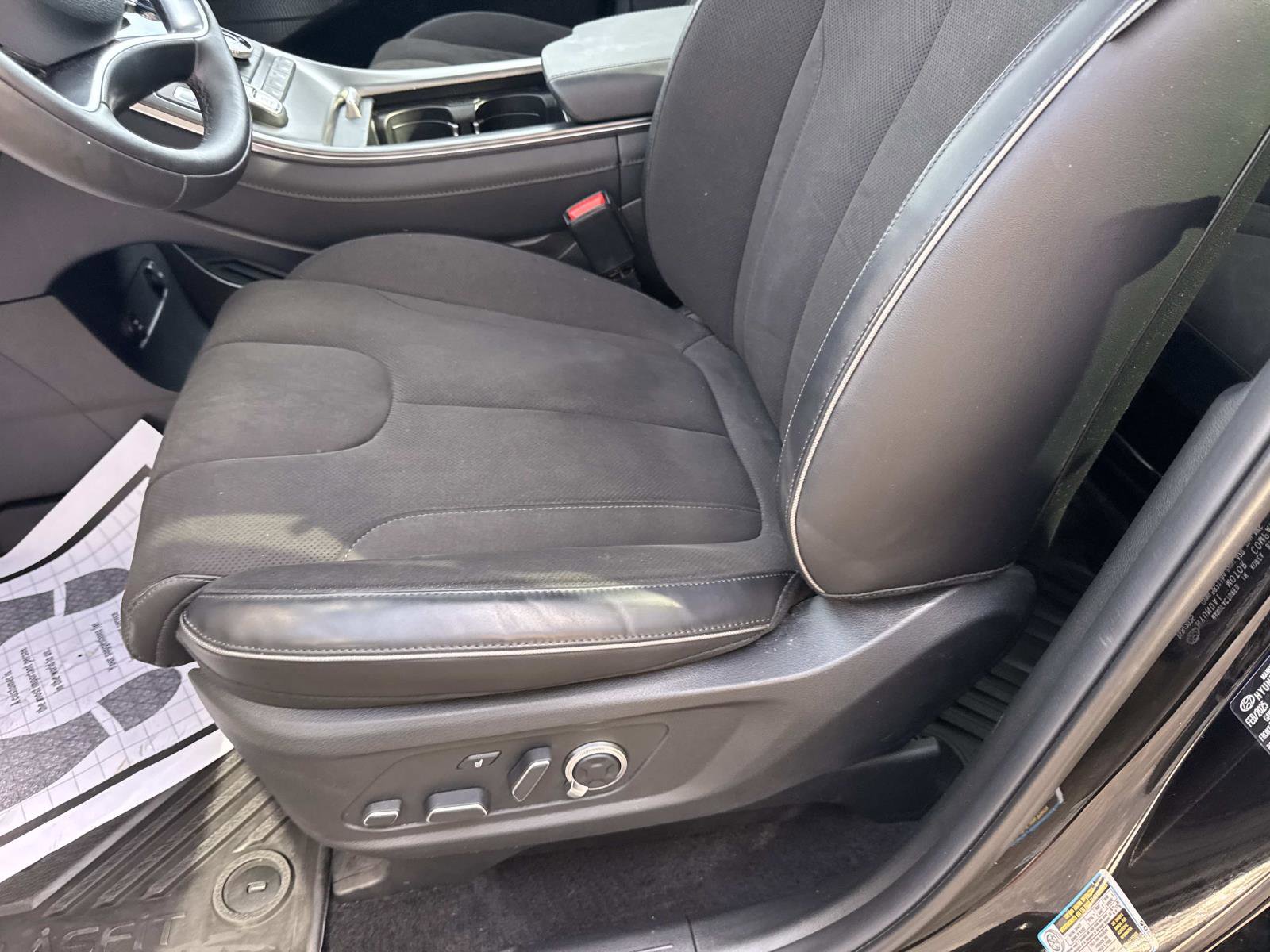 Used 2025 Hyundai Palisade Calligraphy image 17