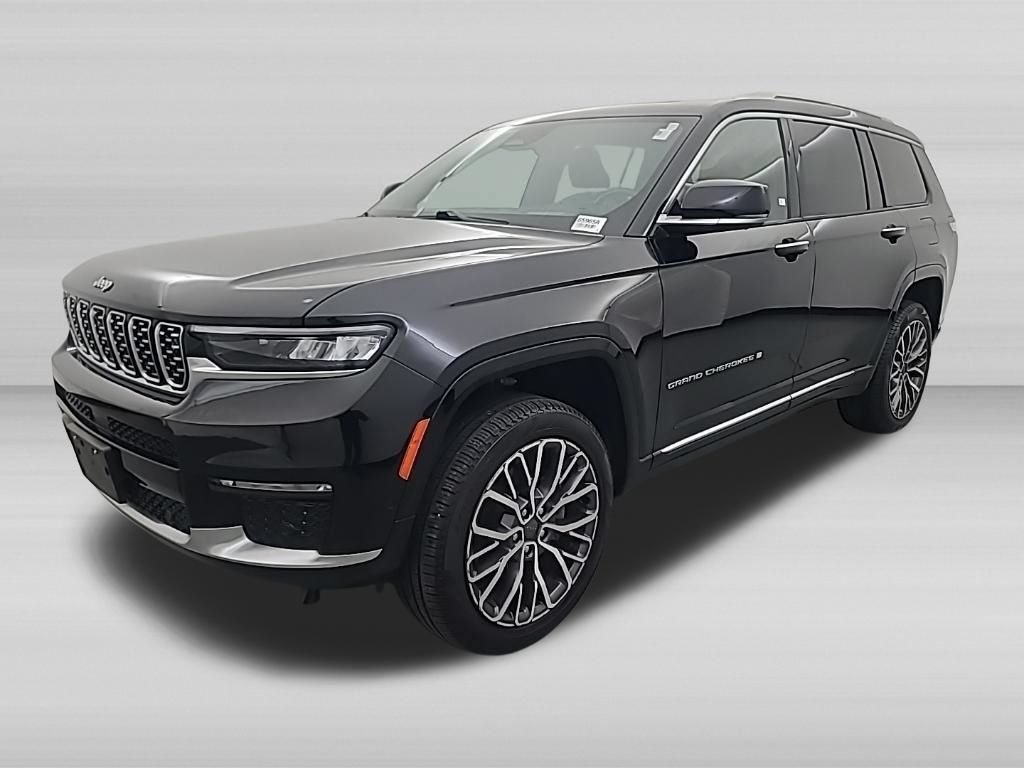 Used 2021 Jeep Grand Cherokee L Summit AWD/4WD image 8