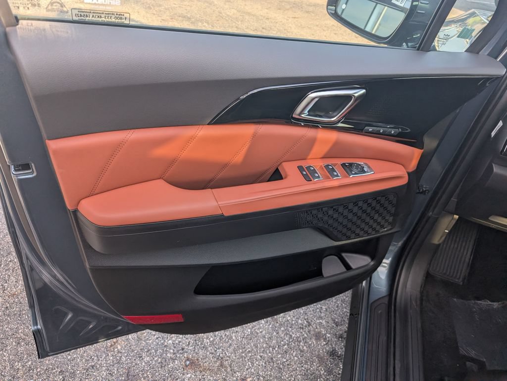 New 2026 Kia Carnival SX Prestige FWD image 11