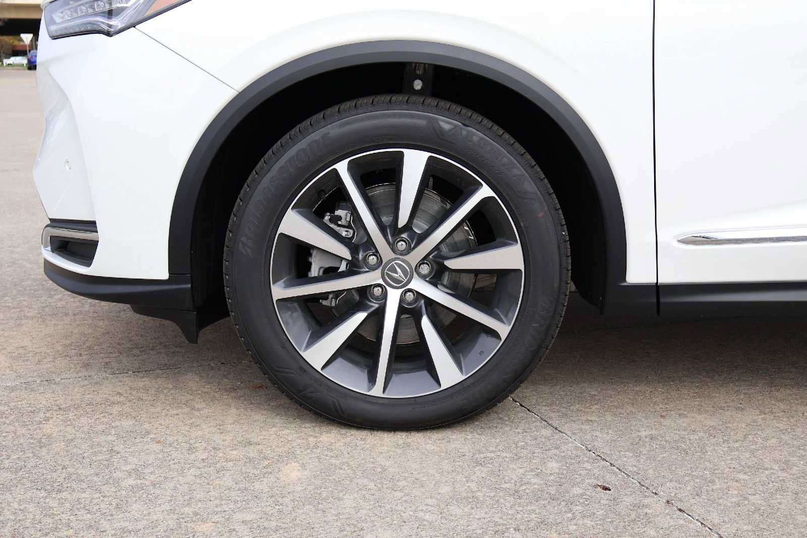 Certified 2026 Acura MDX w/ Technology Package FWD image 8