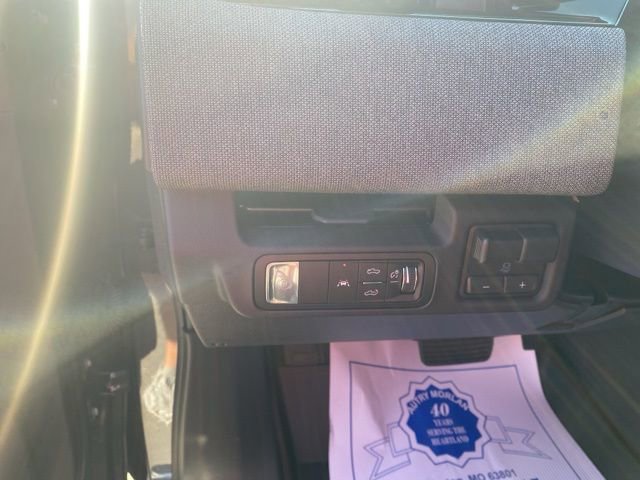 New 2026 GMC Sierra EV Elevation image 19