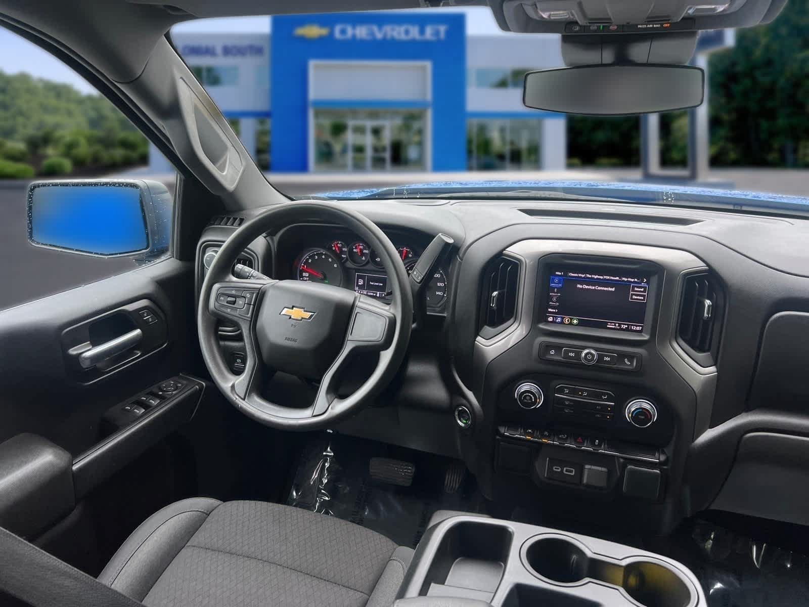 Certified 2026 Chevrolet Silverado 1500 Custom AWD/4WD image 31