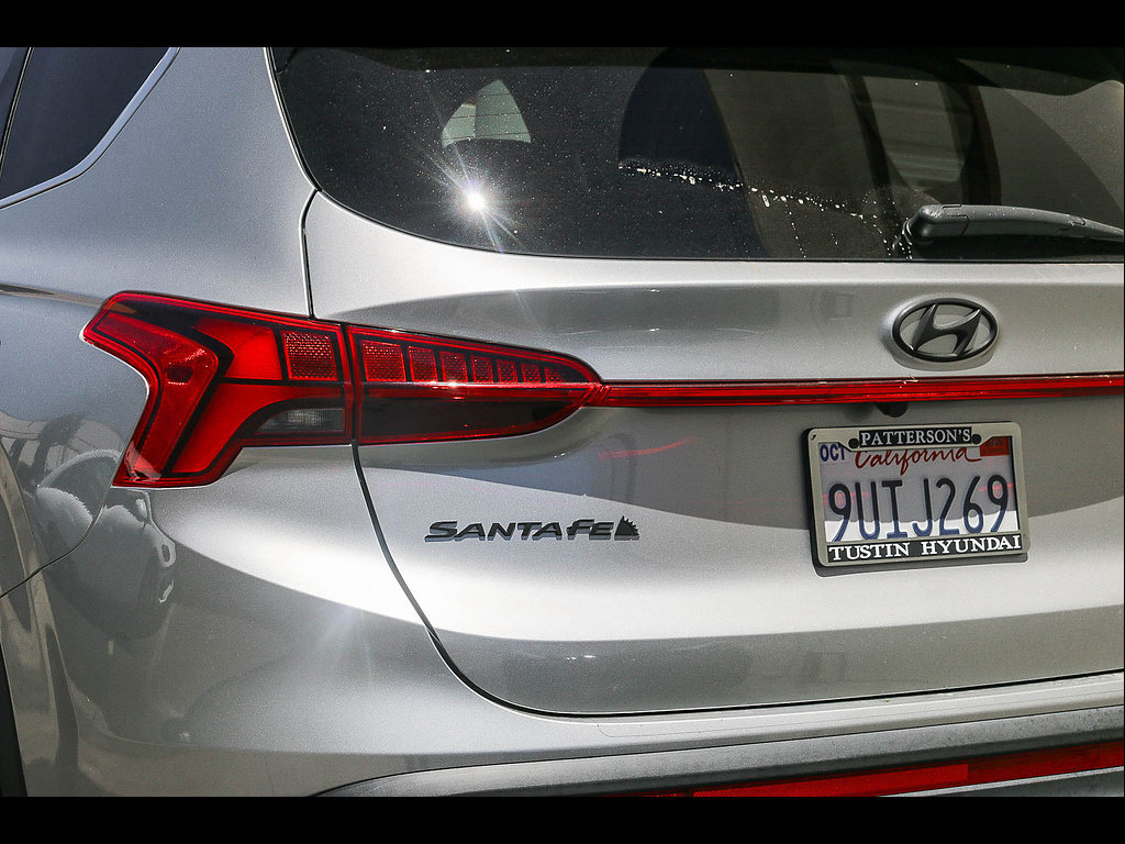 Used 2022 Hyundai Santa Fe Limited FWD image 10