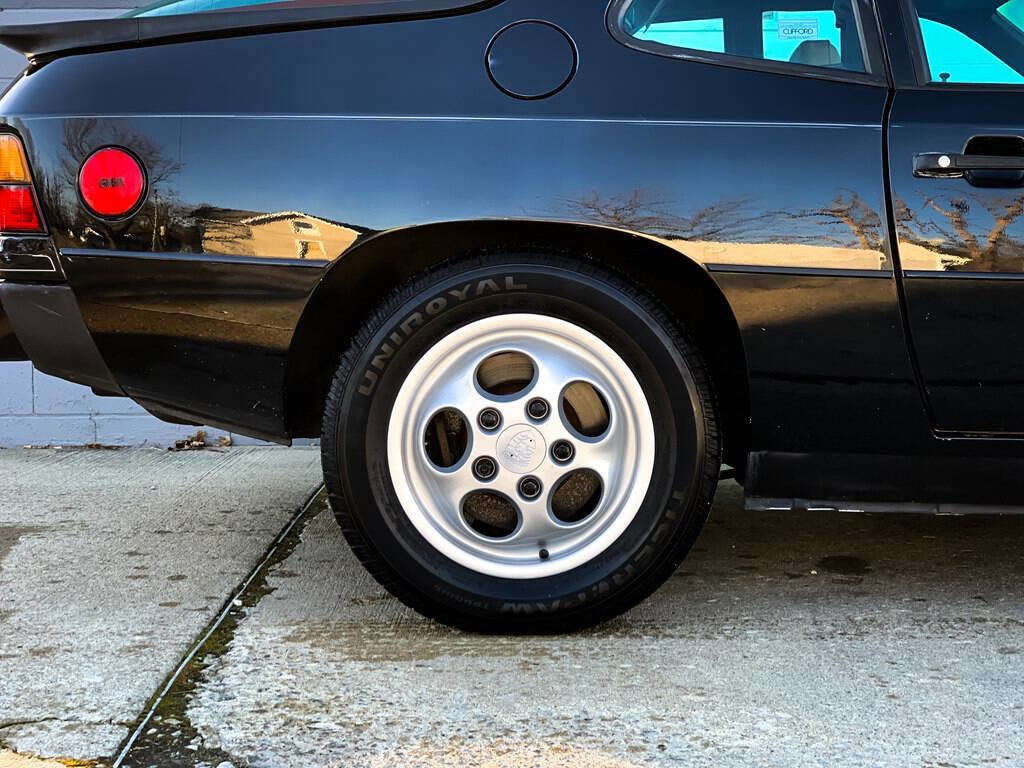 Used 1987 Porsche 924 S RWD image 12