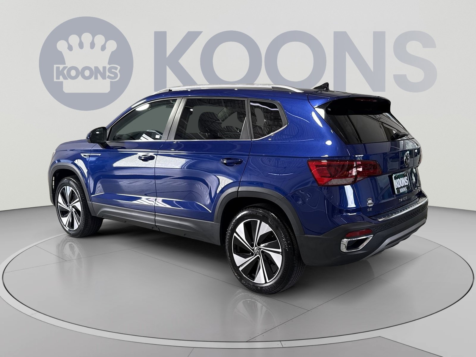 Used 2023 Volkswagen Taos SE AWD/4WD image 8