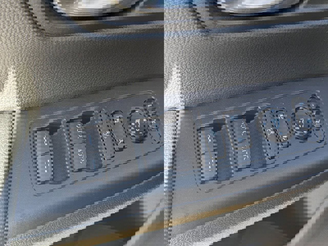 Used 2024 Honda CR-V EX image 22