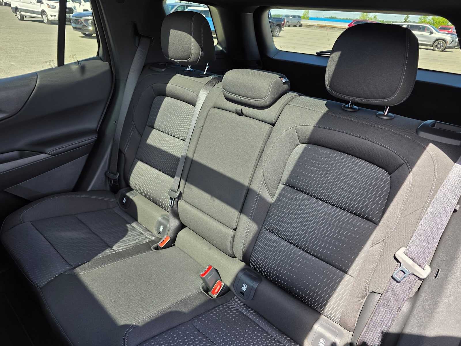 New 2026 Chevrolet Equinox LT w/ Safety and Technology Package AWD/4WD image 17