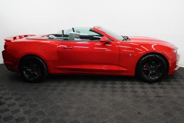 Used 2020 Chevrolet Camaro LT RWD image 5