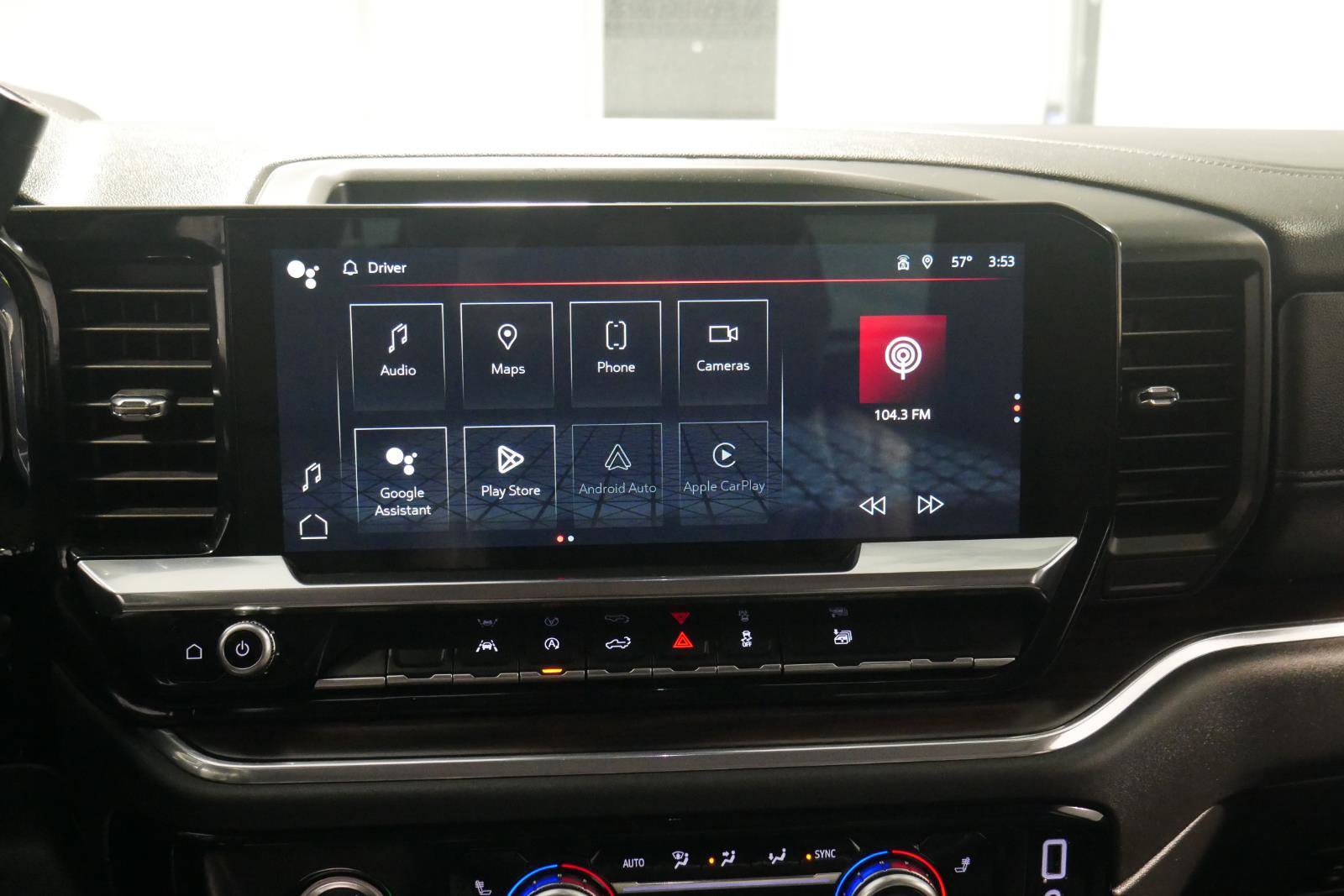 Used 2024 GMC Sierra 1500 SLT image 21