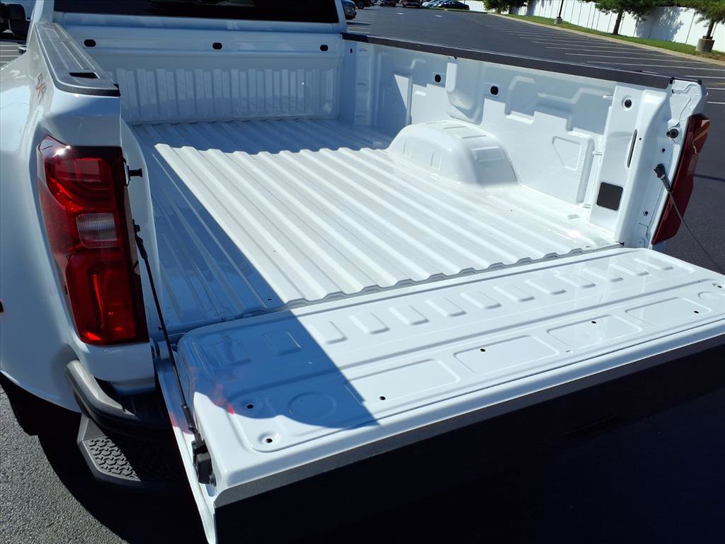 Used 2025 Chevrolet Silverado 3500 W/T w/ WT Convenience Package image 26
