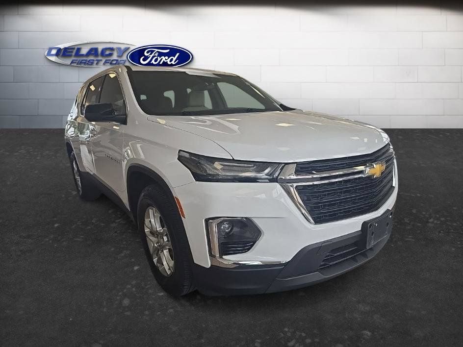 Used 2023 Chevrolet Traverse LS AWD/4WD image 9