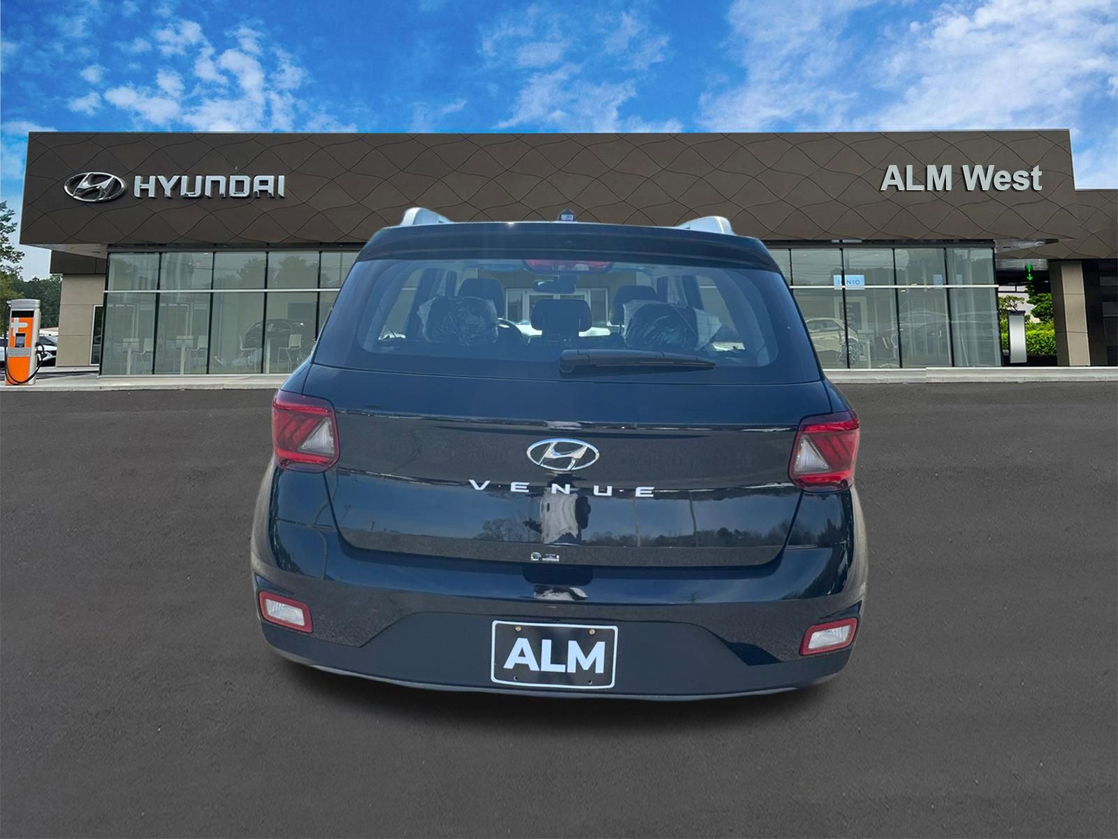 New 2026 Hyundai Venue SEL FWD image 7