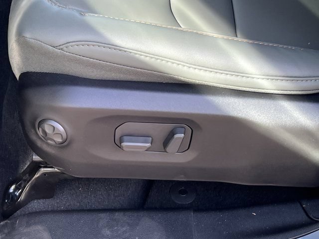 New 2026 Jeep Gladiator Mojave w/ Steel Bumper Group AWD/4WD image 10