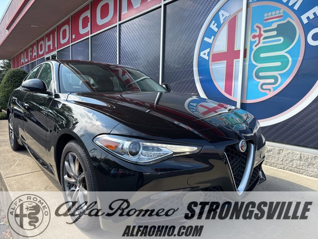 Used 2018 Alfa Romeo Giulia AWD video 1