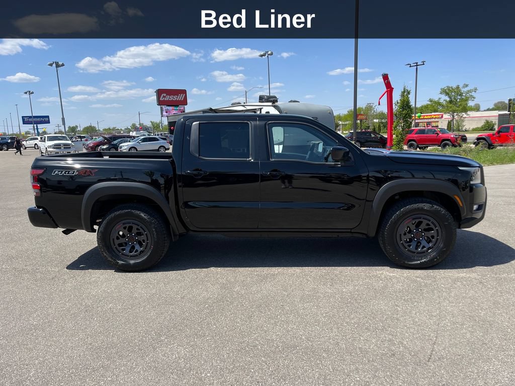 Used 2026 Nissan Frontier PRO-4X AWD/4WD image 8