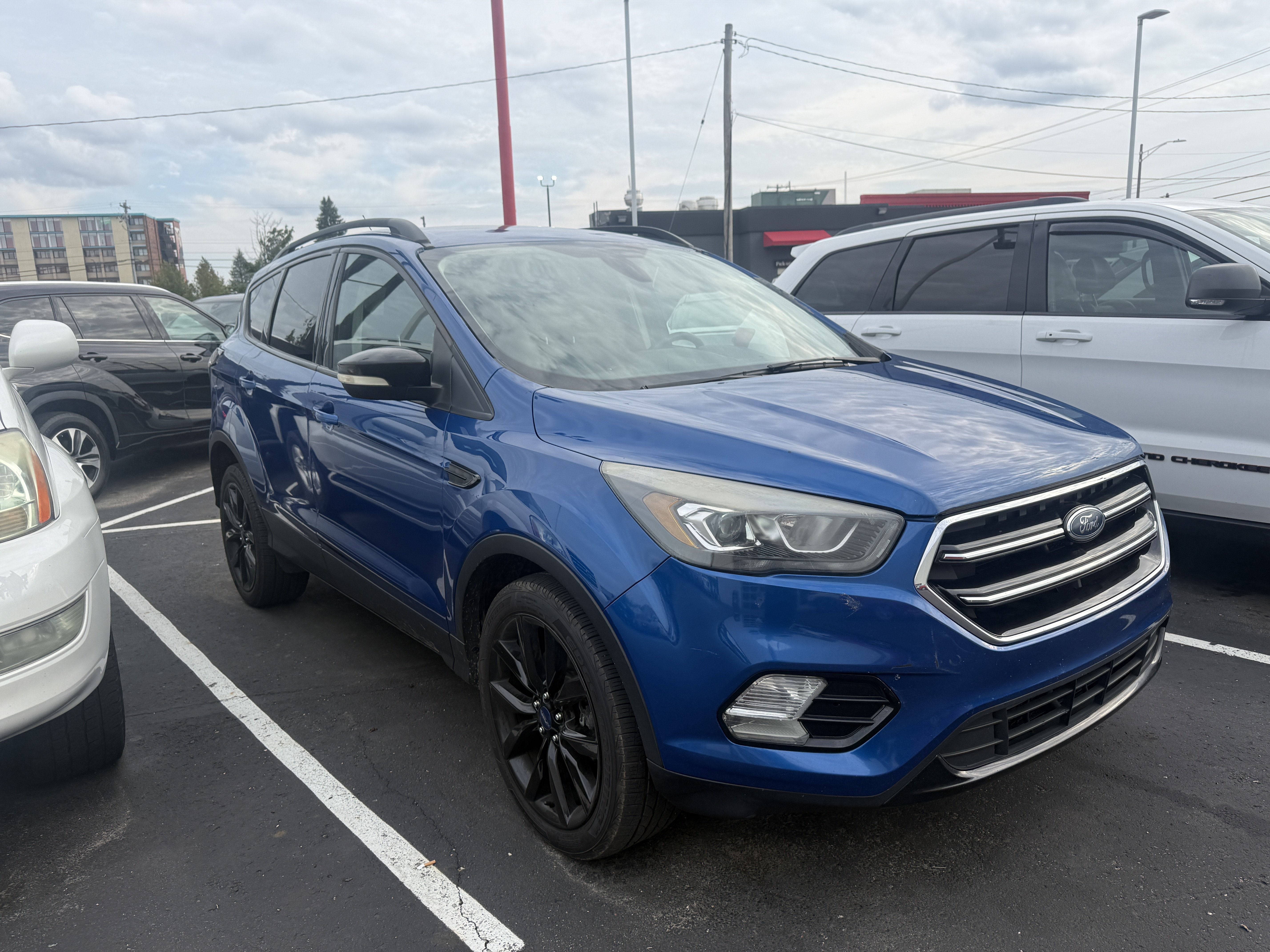 Used 2017 Ford Escape Titanium w/ Canadian Touring Package AWD/4WD image 5