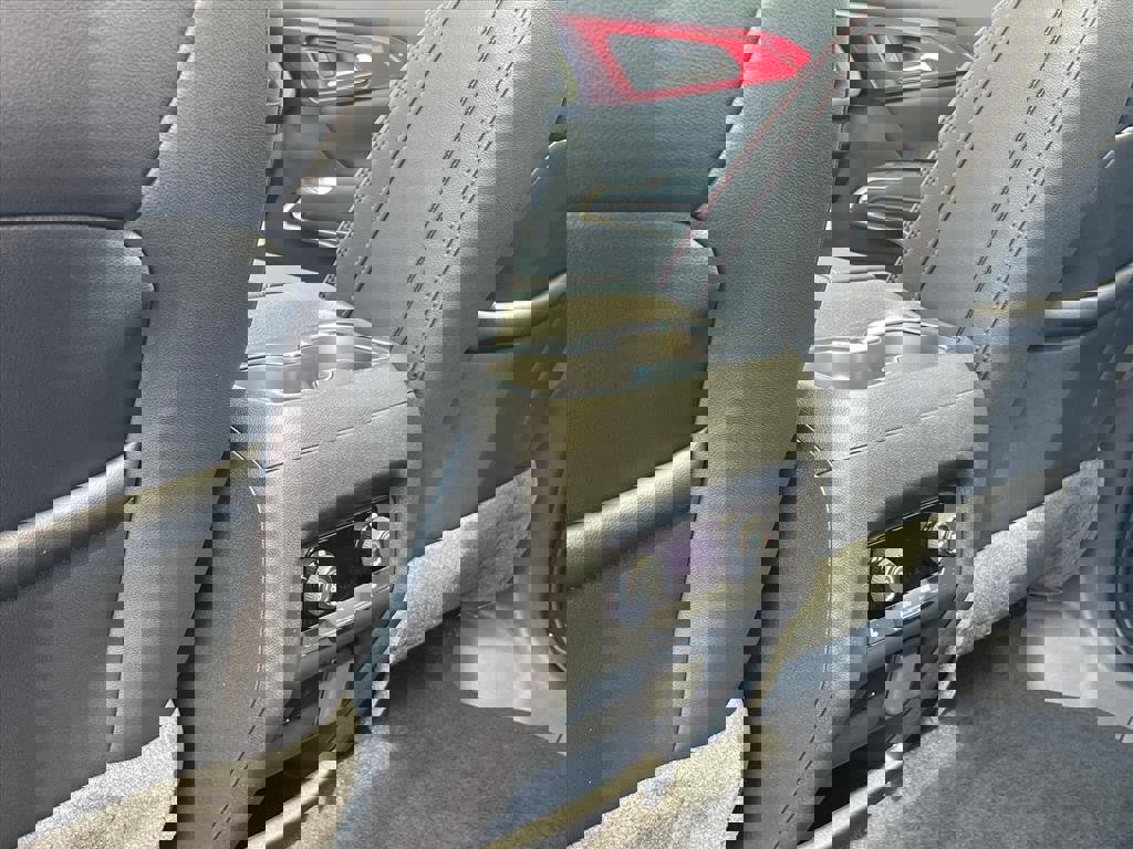 New 2026 Chevrolet Traverse RS image 25