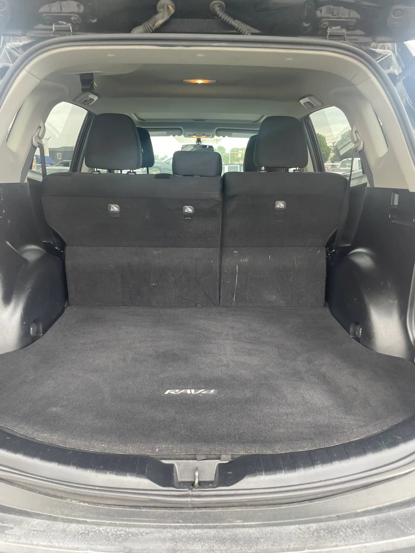 Used 2013 Toyota RAV4 XLE AWD/4WD image 35