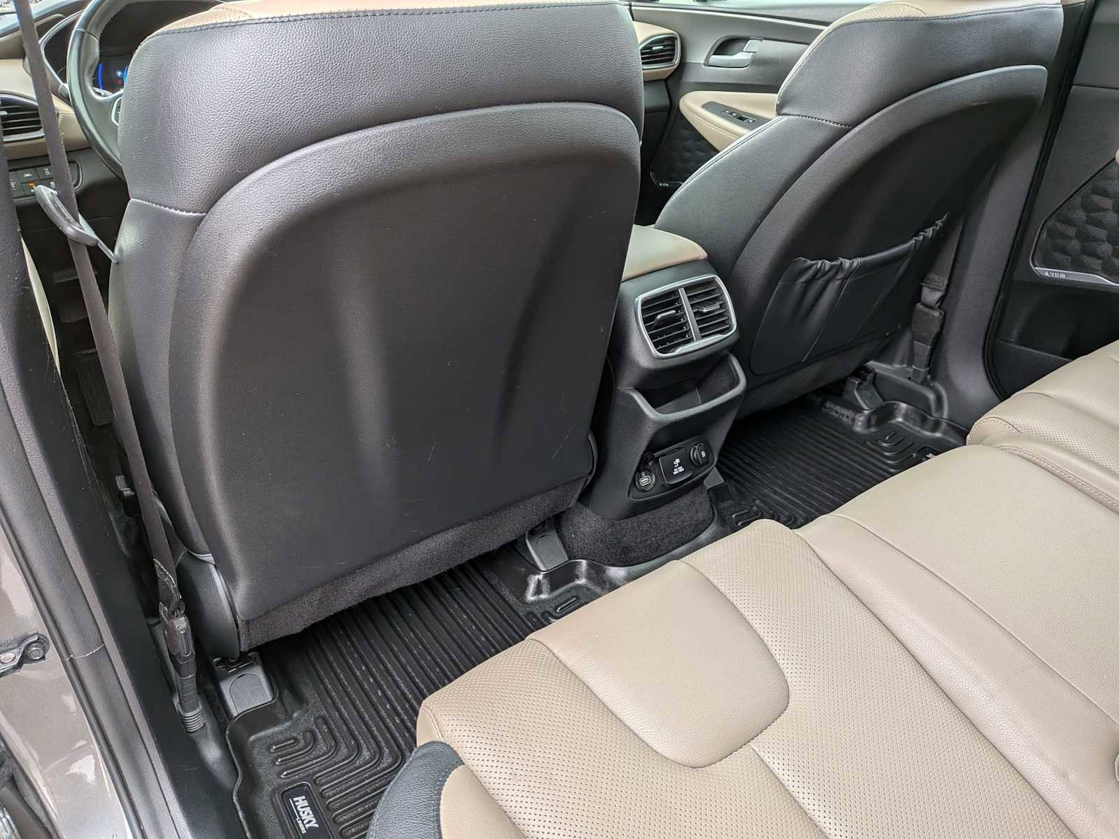 Used 2019 Hyundai Santa Fe AWD image 18