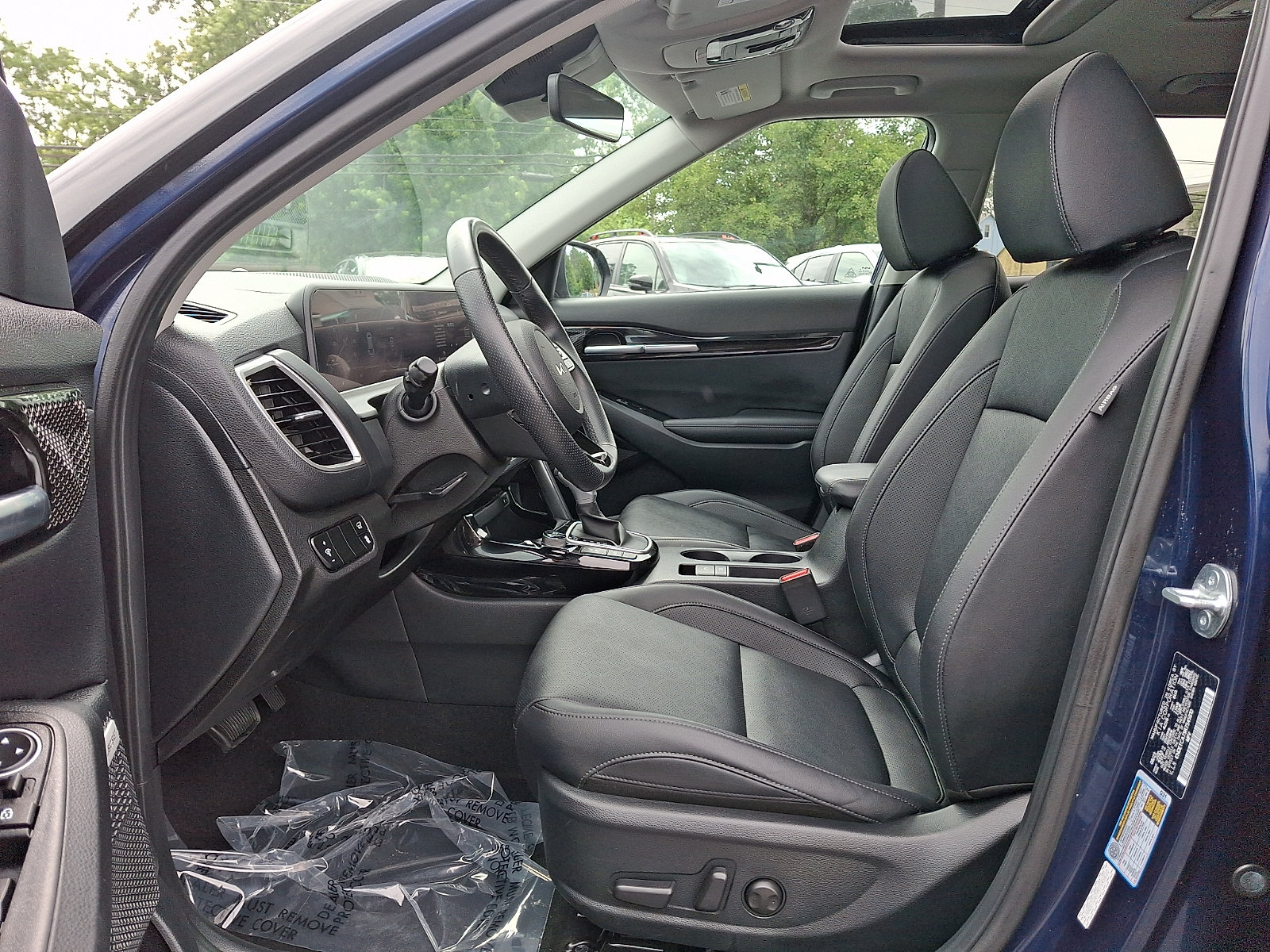 Used 2024 Kia Seltos SX w/ SX Sunroof Package AWD/4WD image 13