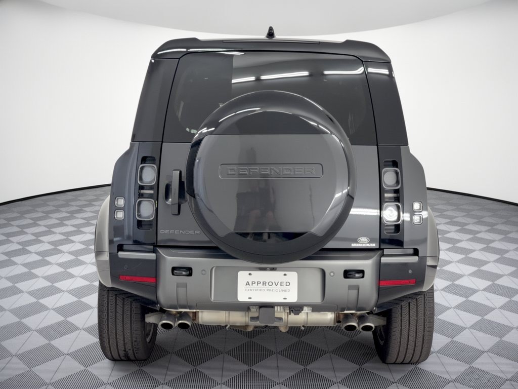 Used 2025 Land Rover Defender 110 V8 AWD/4WD image 11