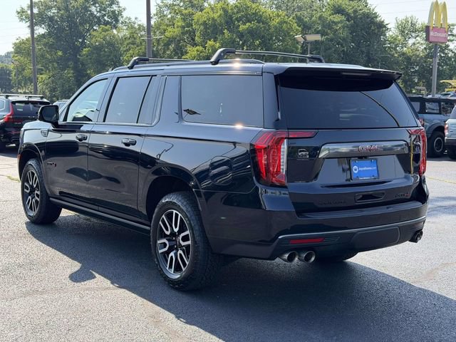 Used 2023 GMC Yukon XL AT4 w/ Technology Package AWD/4WD image 3
