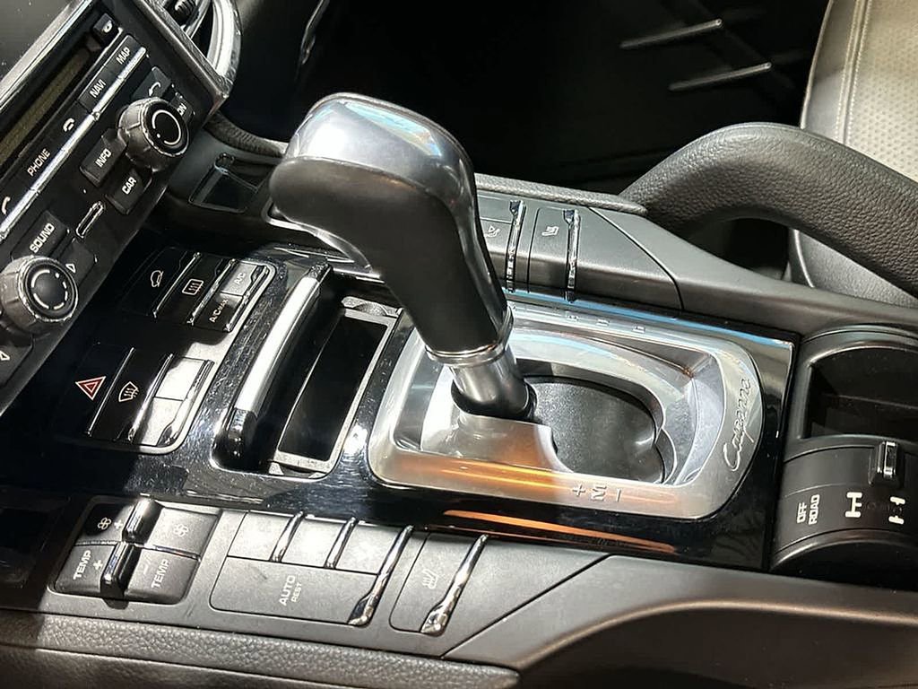 Used 2014 Porsche Cayenne AWD/4WD image 29