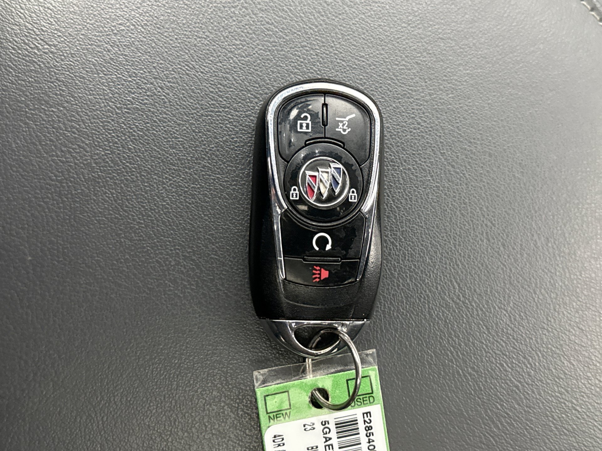 Used 2023 Buick Enclave Essence w/ Experience Buick Package AWD/4WD image 26