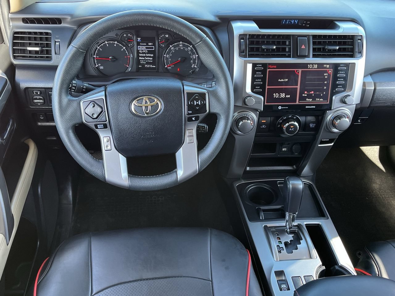Used 2020 Toyota 4Runner SR5 RWD image 10